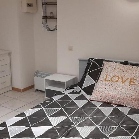 Tres Belle Appartement F1 Bis Perpignan Dış mekan fotoğraf